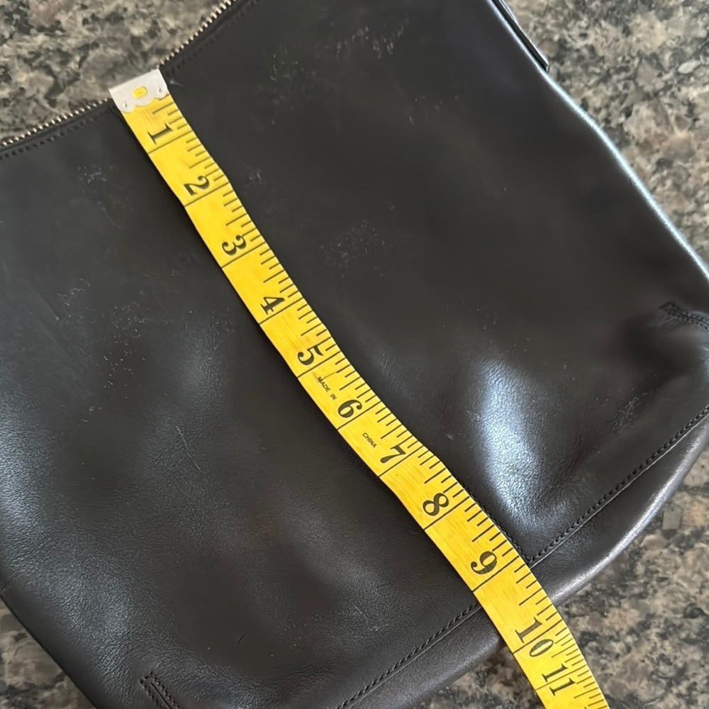 Coach vintage black leather crossbody - Picture 8 of 14